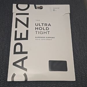 Brand NewCapezio Ultra Hold Tight in Black